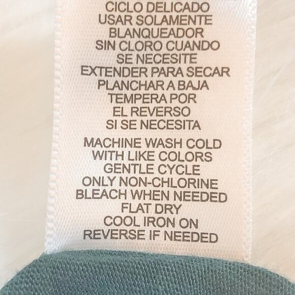 Daisy Fuentes Pine Green Tunic Top Draped Neckline 3/4 Sleeve Size M - Picture 6 of 6